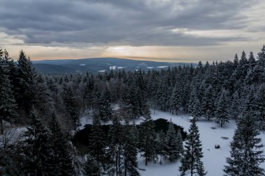 Thüringen Ormanı boyunca farklı yerlerde yürüyüş - Almanya