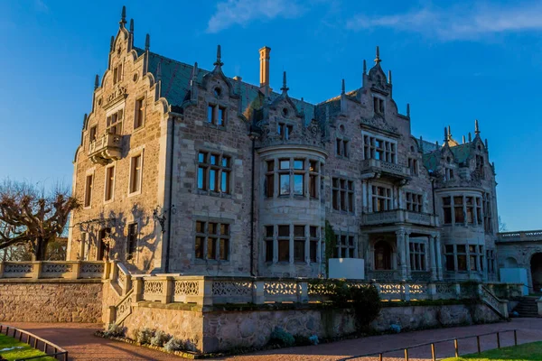 Thüringen Ormanı boyunca farklı yerlerde kış yürüyüşü - Almanya