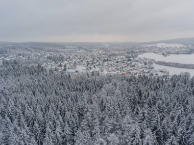 Thüringen Ormanı boyunca farklı yerlerde kış yürüyüşü - Almanya