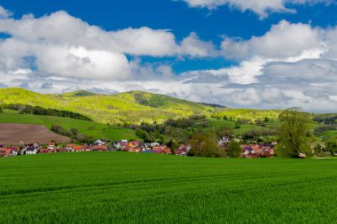 Schmalkalden 'in güzel şehri Thüringen, Almanya' da bahar yürüyüşü