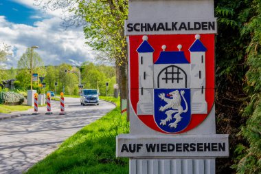 Schmalkalden 'in güzel şehri Thüringen, Almanya' da bahar yürüyüşü