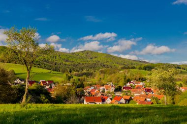 Schmalkalden 'in güzel şehri Thüringen, Almanya' da bahar yürüyüşü