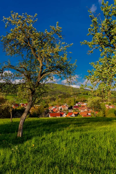 Passeggiata Primaverile Nella Bellissima Città Schmalkalden Turingia Germania — Foto Stock