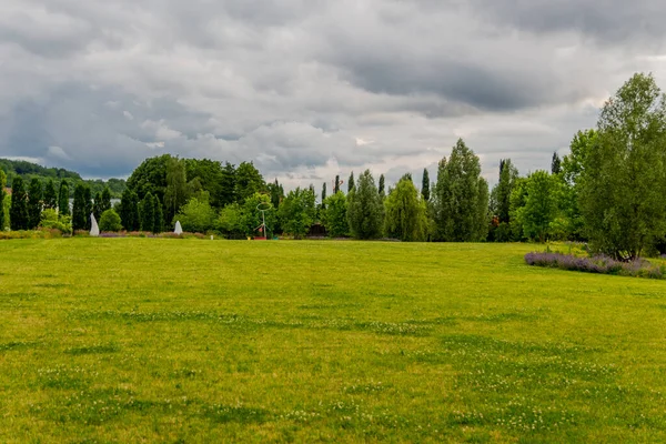 Letni Wieczór Spacer Pięknych Parkach Schmalkalden — Zdjęcie stockowe