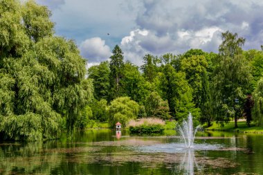 Kötü Liebenstein 'in güzel şehrinde yaz yürüyüşü