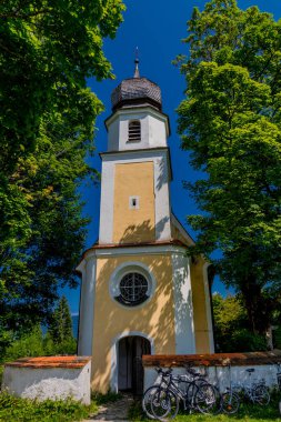 Tatil Bavyera 'daki güzel Walchen Gölü' nü hissetmek