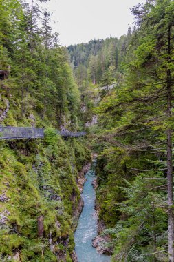 Tatil, Tirol 'deki Leutaschklamm' ın etrafında olmak.