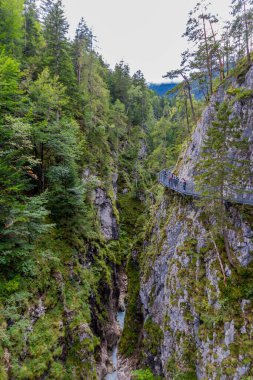 Tatil, Tirol 'deki Leutaschklamm' ın etrafında olmak.