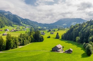 Bregenzerwald 'daki güzel Engenlochschlucht' da gezinti macerası