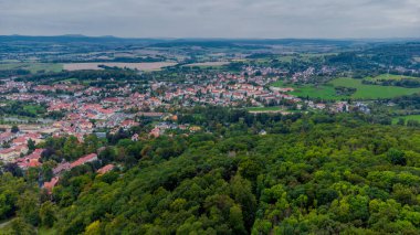 Bad Liebenstein 'ın güzel parklarında yaz sonu yürüyüşü
