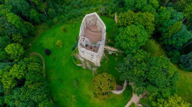 Bad Liebenstein 'ın güzel parklarında yaz sonu yürüyüşü