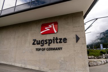 Mountain hike through the beautiful Bavarian Alps just outside Garmisch-Partnernkirchen up to the Zugspitze - Bavaria - Germany