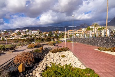 Yaz sonlarında Tenerife 'nin Kanarya Adası' nda Costa Adeje - İspanya tatil beldesinde 