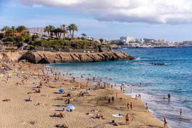Yaz sonlarında Tenerife 'nin Kanarya Adası' nda Costa Adeje - İspanya tatil beldesinde 