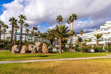 Yaz sonlarında Tenerife 'nin Kanarya Adası' nda Costa Adeje - İspanya tatil beldesinde 
