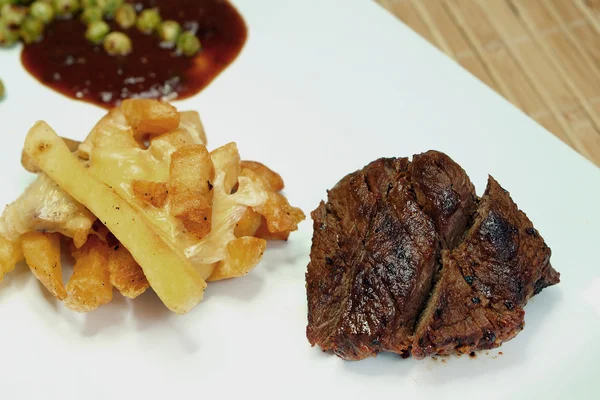 Izgara biftek biftek et