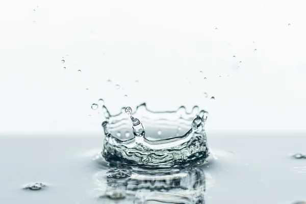 Acqua pura spruzzata — Foto Stock