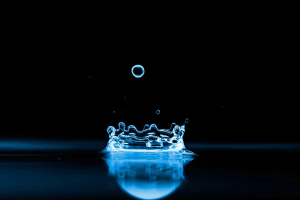 Water spatten — Stockfoto