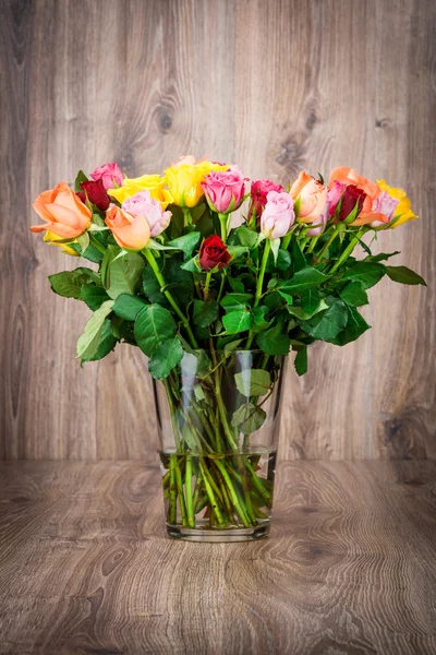 Colorful Roses in the vase — Stock Photo, Image