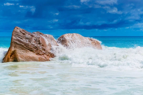 塞舌尔群岛热带海滩 — 图库照片