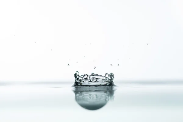 透明な水のスプラッシュ — ストック写真