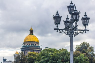 Katedral iskaievskogo kubbesi