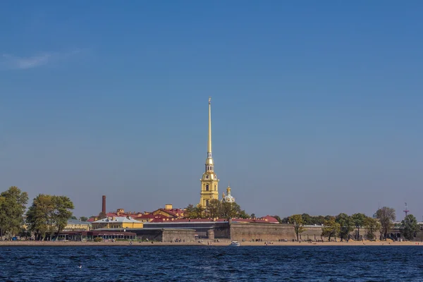 Fortezza Petropavlovsk sulle rive della Neva — Foto Stock