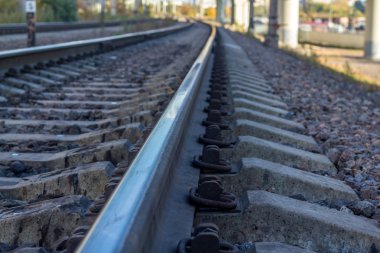 Şehirdeki demiryolu.