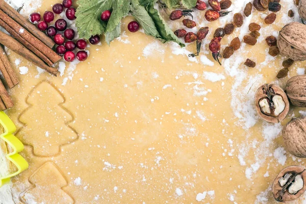 Fındık, Kuru üzüm ve un ile hamur arka plan