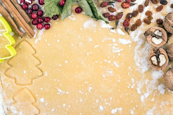 Fındık, Kuru üzüm ve un ile hamur arka plan