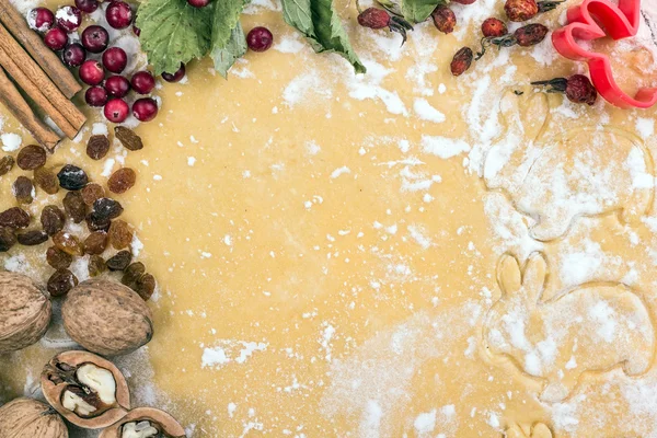 Fındık, Kuru üzüm ve un ile hamur arka plan