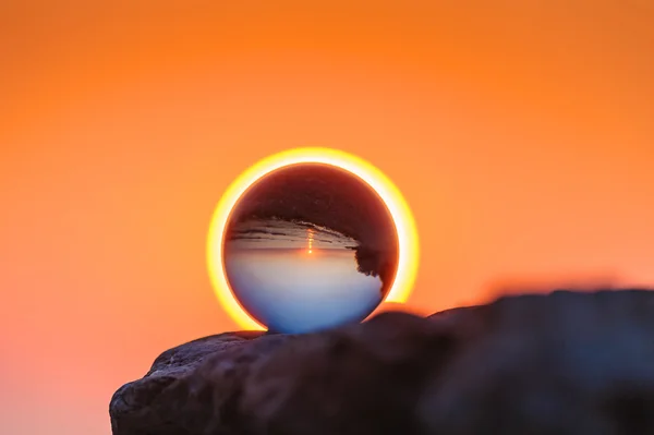Kryształowej kuli na zachodzie słońca — Zdjęcie stockowe