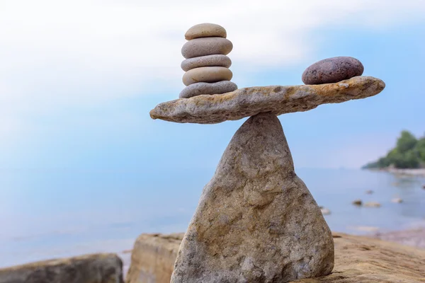 Ισορροπία Zen πέτρες — Φωτογραφία Αρχείου