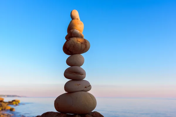 High stack of pebbles — Stock Photo, Image