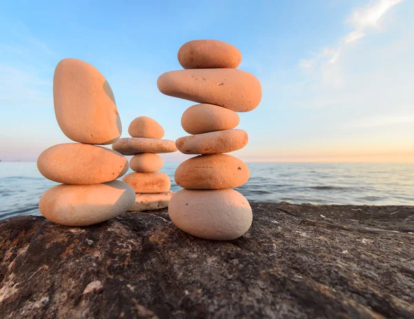 Идеальный баланс камней — стоковое фото