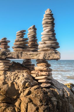 Birkaç çakıl yığınları