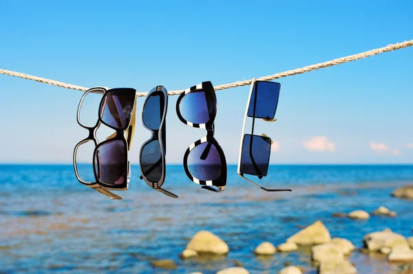 Brýle na laně — Stock fotografie
