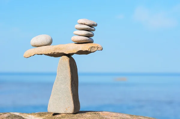 Goed gebalanceerde van stenen — Stockfoto