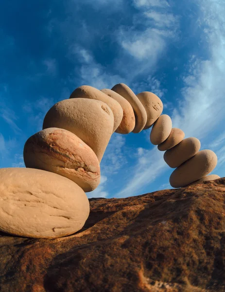 Bending stones — Stock Photo, Image