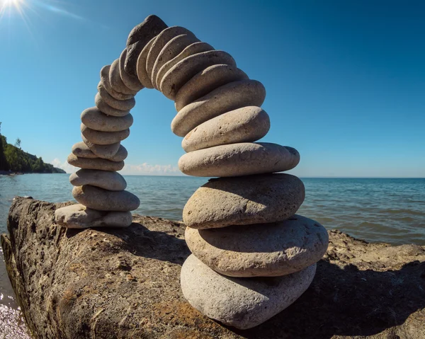 Curve of pebbles — Stock Photo, Image