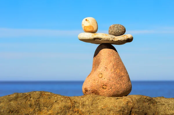 Impeccable balance of stones — Stock Photo, Image