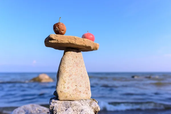 Zen-Gleichgewicht der Äpfel — Stockfoto