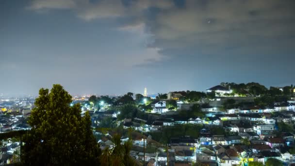 Vista panoramica della città di notte Semarang. 4K Timelapse - Java, Indonesia, giugno 2016 . — Video Stock