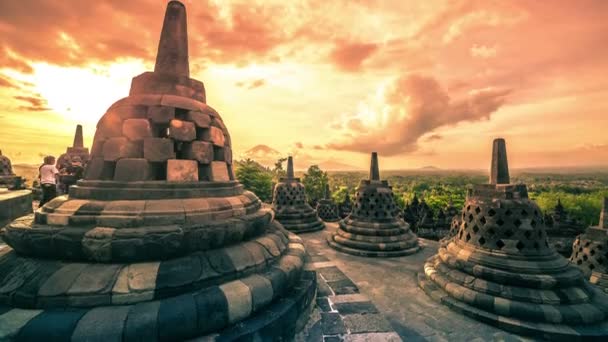 En vacker soluppgång på Borobudur templet i Indonesien. 4 k Timelapse - Java, Indonesien, juni 2016. — Stockvideo