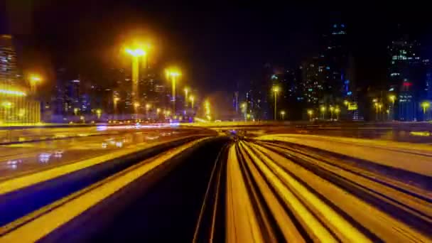 Blick vom Waggon der Dubai-U-Bahn — Stockvideo