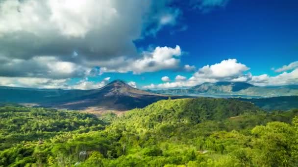 Вулкан Гунунг Батур на Бали — стоковое видео