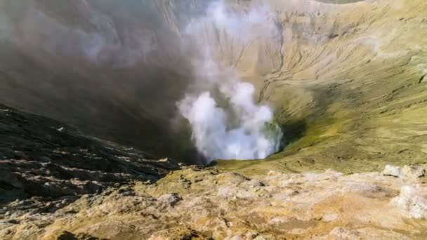 Caldera Bromo yanardağ — Stok video