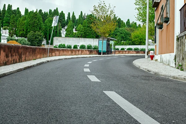 şehirde boş sokak yol