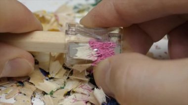 Kalem yakın ağır çekimde pembe kadar netlik