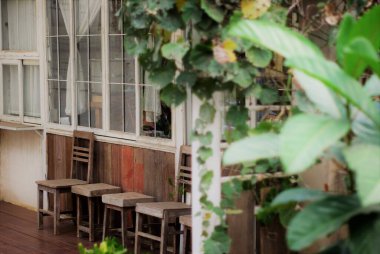 Coronavirüs salgını sırasında el yapımı dükkanlar kapalı